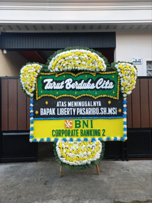Papan Bunga Duka di Pekapuran Raya